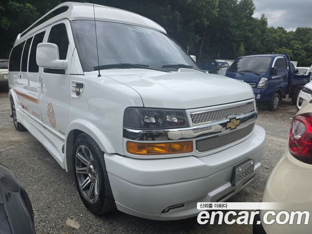 Chevrolet Express Van 6.0 - фото 4