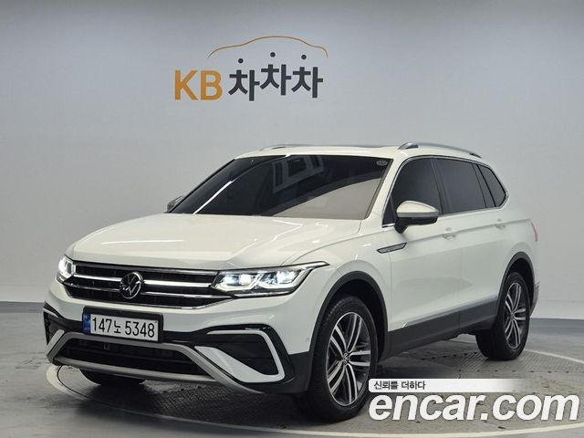 Volkswagen Tiguan 2.0 TDI Prestige - фото 0