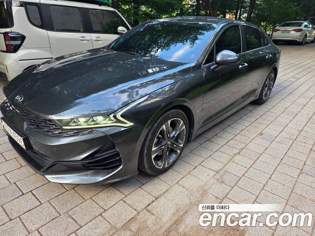 Kia K5 3-го поколения 2.0 Signature - фото 0
