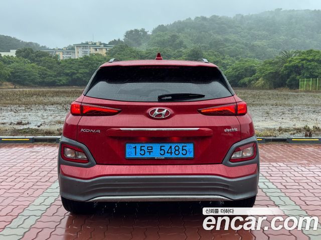 Hyundai Kona Premium - фото 3