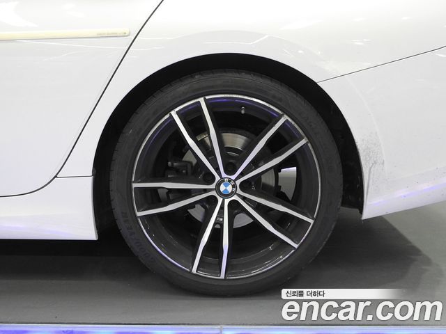 BMW 3-Series G20 320i M Sport - фото 4