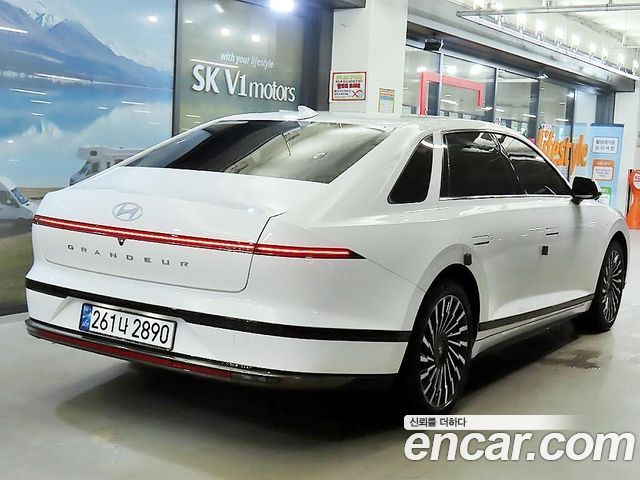 Hyundai Grandeur GN7 2,5 Gasoline 2WD Calligraphy - фото 4
