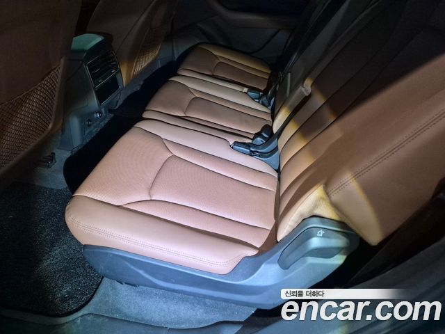 Audi Q7 45 TDI Quattro - фото 3
