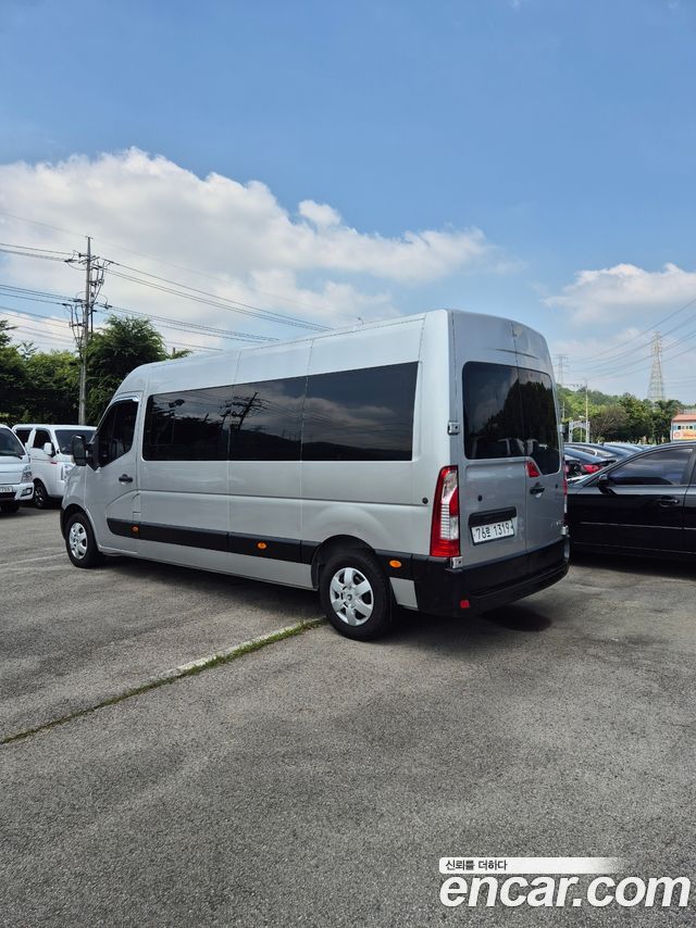 Renault Samsung Master 2.3 15-Seater - фото 2