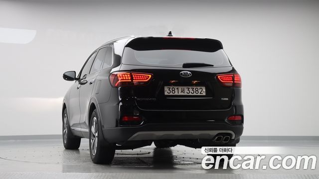 Kia Sorento Новый Diesel 2.0 2WD Prestige - фото 1