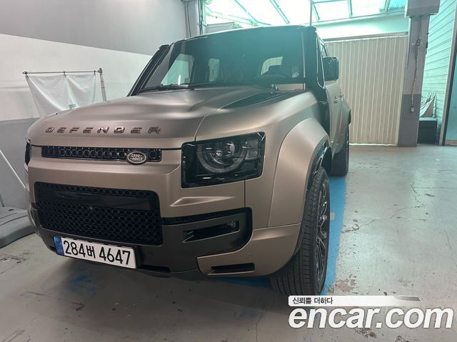 Land Rover Defender L663 110 P635 Octa - фото 4