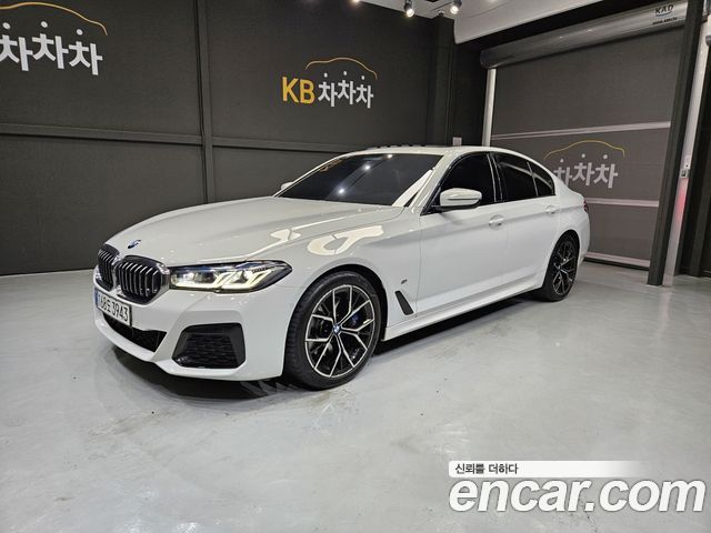 BMW 5-Series G30 530i M Sport Package - фото 0