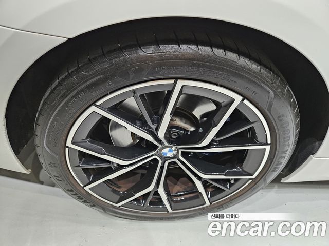 BMW 5-Series G30 530i M Sport Package - фото 4