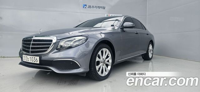 Mercedes-Benz E-Class W213 E220d 4MATIC Exclusive - фото 0