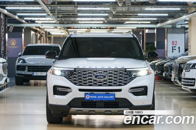 Ford Explorer 6-го поколения 3.0 Platinum 4WD - фото 2