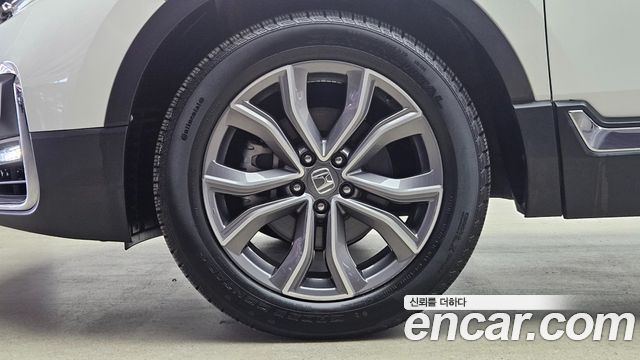 Honda CR-V 5-го поколения 2.0 Hybrid Touring 4WD - фото 4