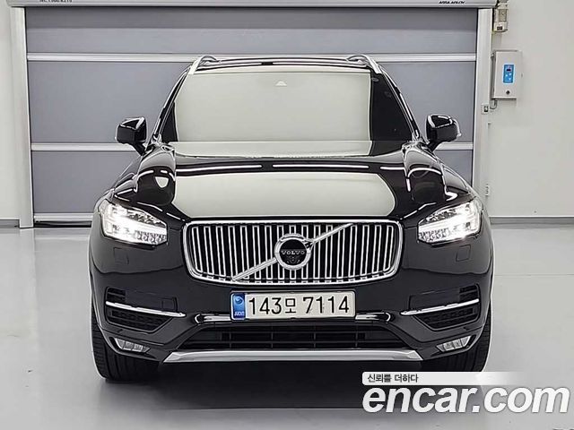Volvo XC90 2-го поколения D5 Inscription - фото 0