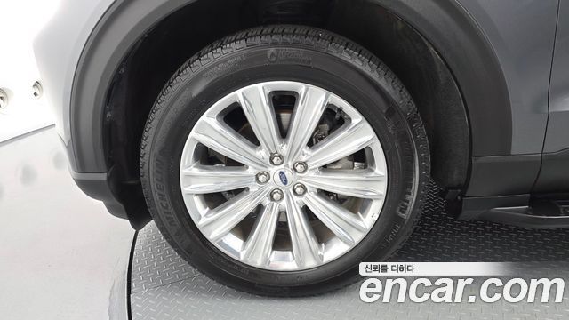 Ford Explorer 6-го поколения 2.3 LimIted 4WD - фото 4