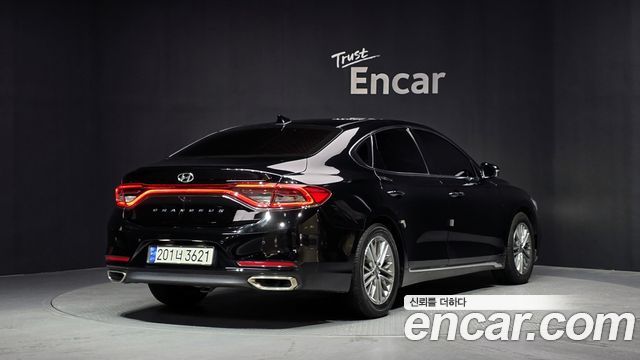Hyundai Grandeur IG 3.0 LPi Modern (Rental Car) - фото 1