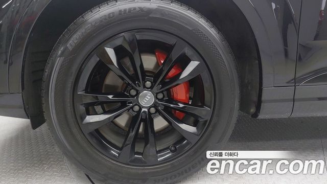 Audi Q7 45 TFSI Quattro - фото 4