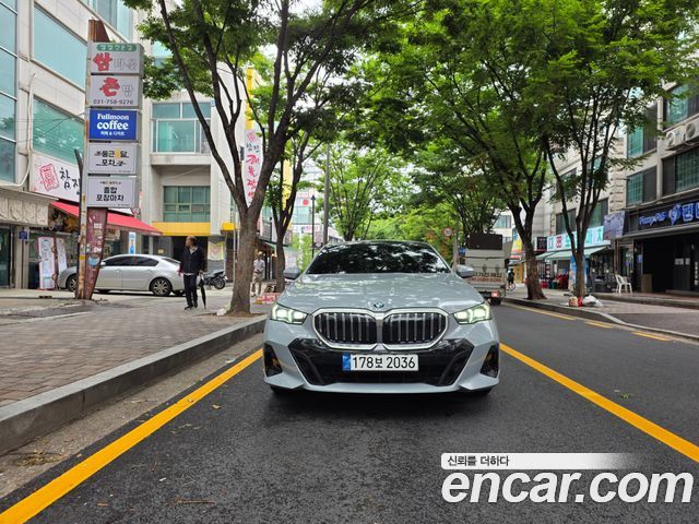 BMW 5-Series G60 520i M Sport - фото 0