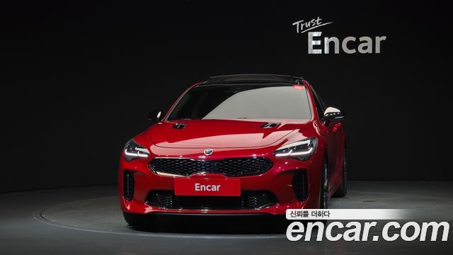 Kia Stinger 2.2 Diesel AWD Dream Edition - фото 2