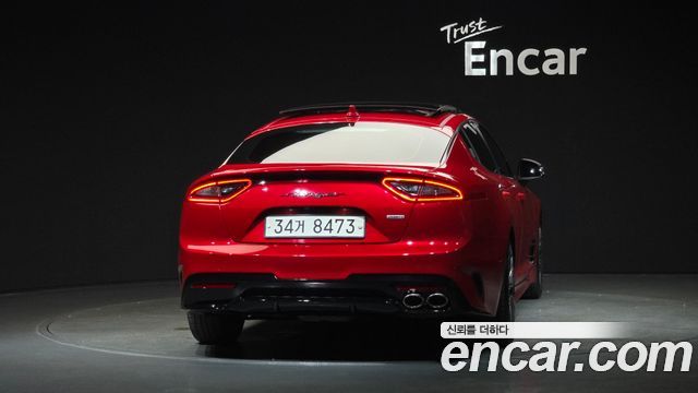 Kia Stinger 2.2 Diesel AWD Dream Edition - фото 3