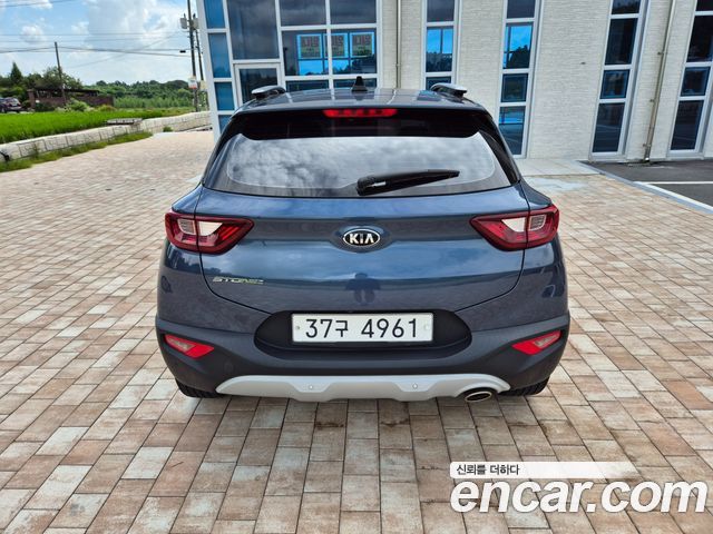 Kia Stonic 1.4 Prestige - фото 1