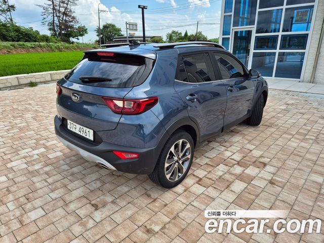 Kia Stonic 1.4 Prestige - фото 3
