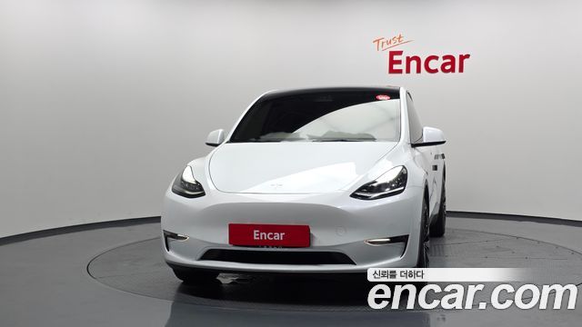 Tesla Model Y Long Range AWD - фото 2