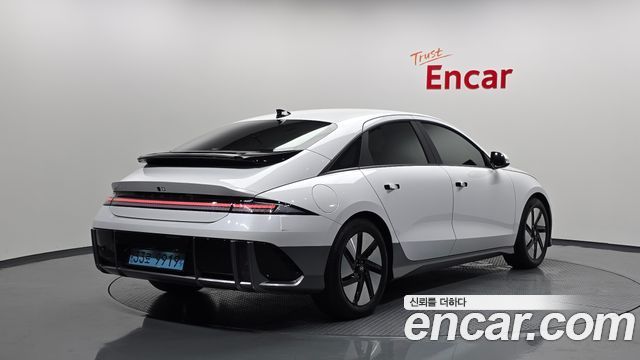 Hyundai Ioniq6 Long Range Exclusive - фото 1