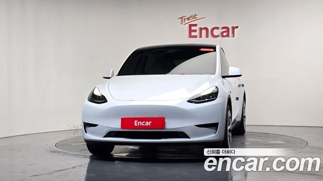 Tesla Model Y RWD - фото 2