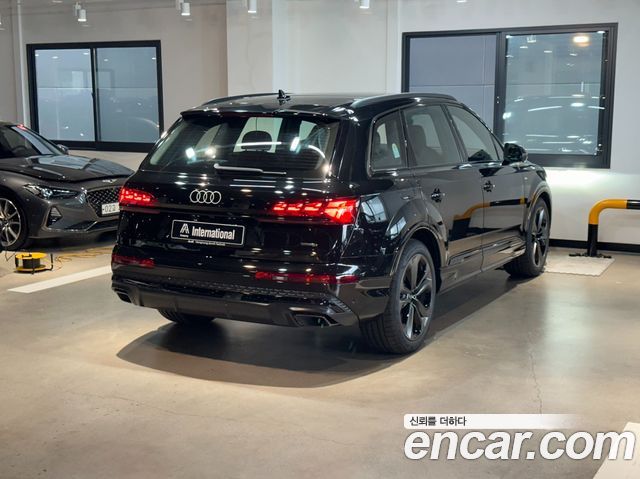 Audi Q7 50 TDI Quattro Premium - фото 1