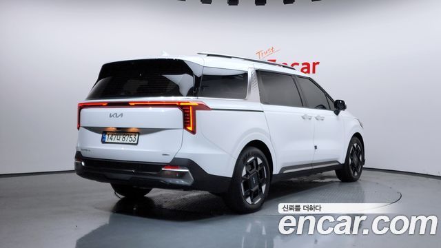 Kia Carnival Новый 4-го поколения HEV 9seater Signature - фото 1