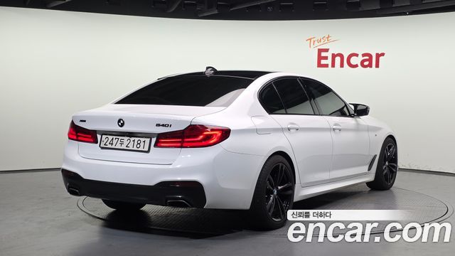 BMW 5-Series G30 530i M Sport Package Plus - фото 1