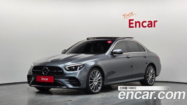 Mercedes-Benz E-Class W213 E350 4MATIC AMG Line - фото 0