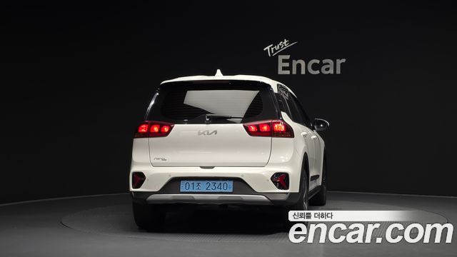Kia Niro Light (Taxi Trim) - фото 3