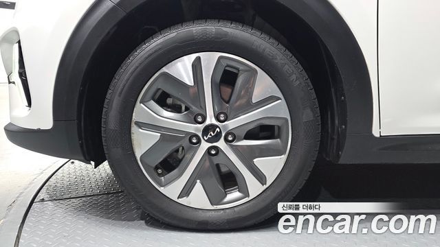 Kia Niro Light (Taxi Trim) - фото 4