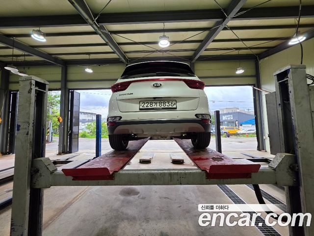 Kia Sportage Gasoline Prestige - фото 1