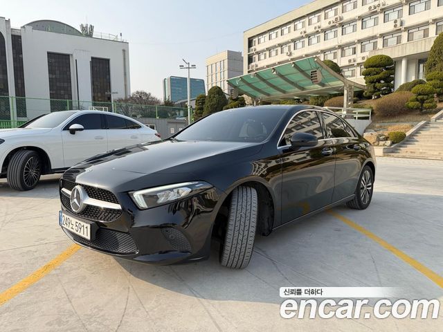 Mercedes-Benz A-Class W177 A220 Sedan - фото 1