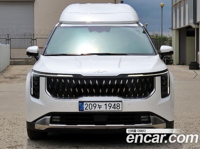 Kia Carnival Новый 4-го поколения Gasoline 9-Seater Hi Limousine Signature - фото 0