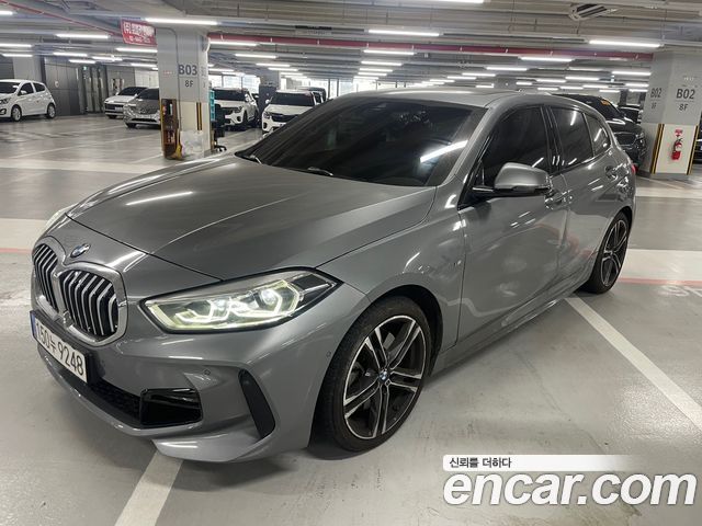 BMW 1-Series F40 120i M Sports - фото 1