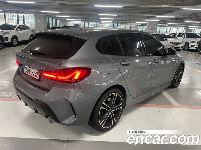 BMW 1-Series F40 120i M Sports - фото 4