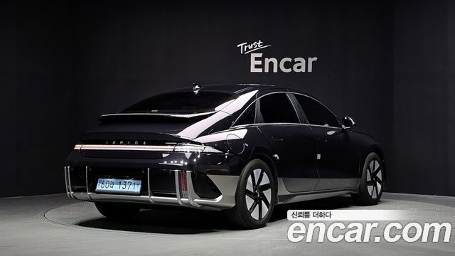 Hyundai Ioniq6 Long Range Exclusive - фото 1
