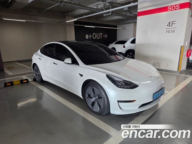 Tesla Model 3 Long Range AWD - фото 0