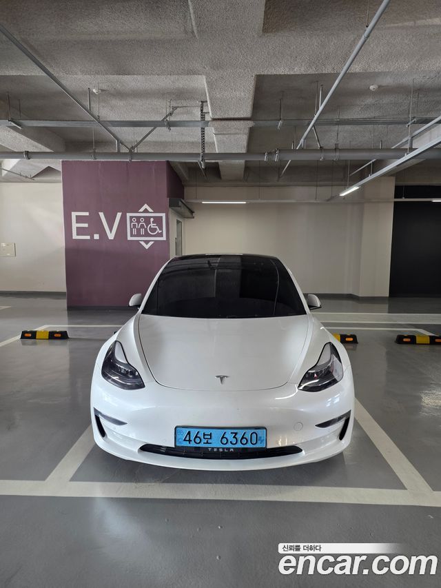 Tesla Model 3 Long Range AWD - фото 2
