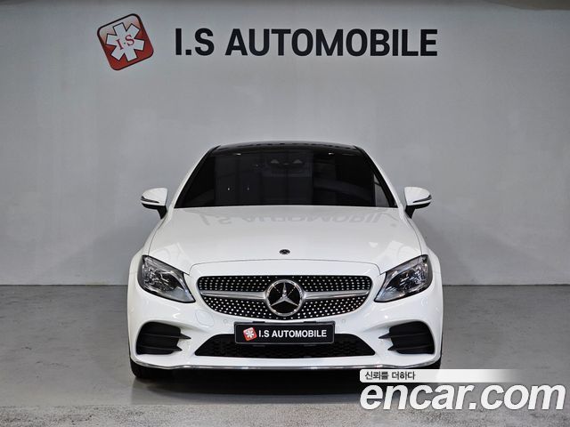 Mercedes-Benz C-Class W205 C200 Coupe - фото 1