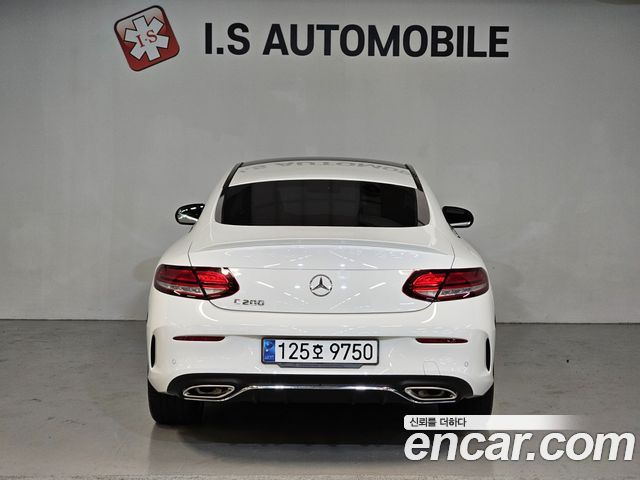 Mercedes-Benz C-Class W205 C200 Coupe - фото 2