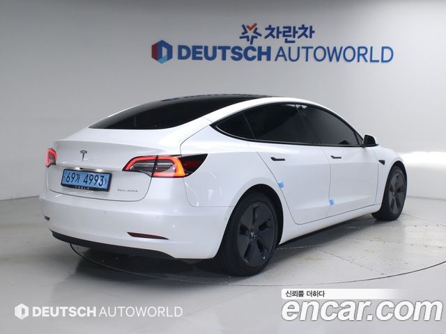 Tesla Model 3 Long Range AWD - фото 1