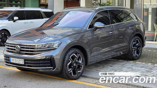 Volkswagen Touareg 3-го поколения 3.0 TDI Prestige - фото 0