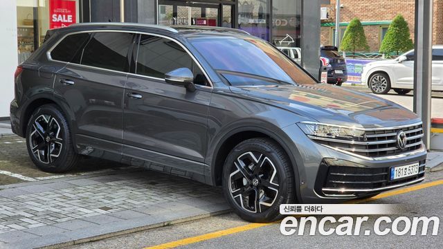 Volkswagen Touareg 3-го поколения 3.0 TDI Prestige - фото 4