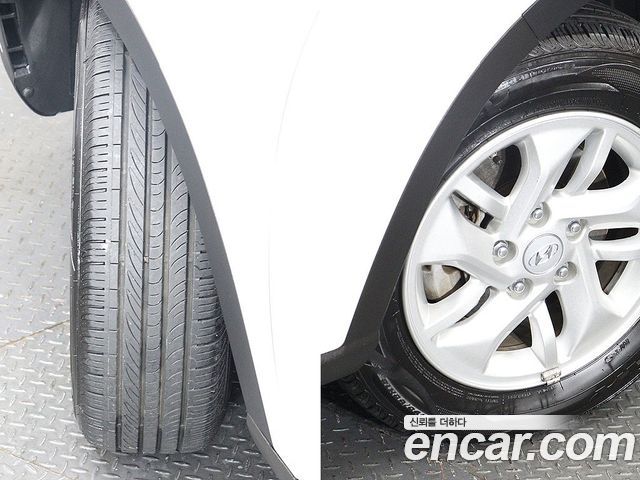 Hyundai Venue 1,6 Premium - фото 4