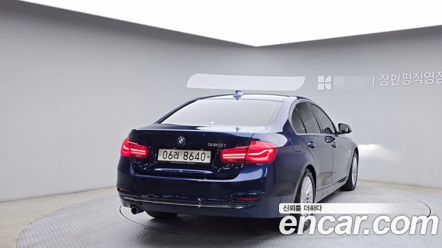 BMW 3-Series F30 320i Luxury - фото 3
