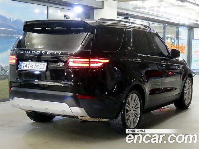 Land Rover Discovery 3.0 TD6 HSE Luxury - фото 3