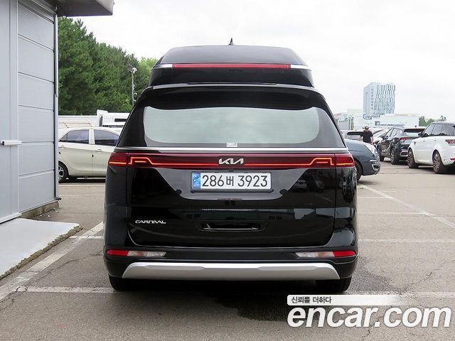 Kia Carnival 4-го поколения 9-Seater Hi-Limousine Signature - фото 2